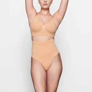 SKIMS CORE CONTROL SCULPT SEAMLESS HIGH-WAISTED THONG 4X/5X TAN OCHRE